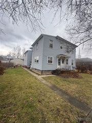 1780 Falls Street, Niagara Falls, NY 14303
