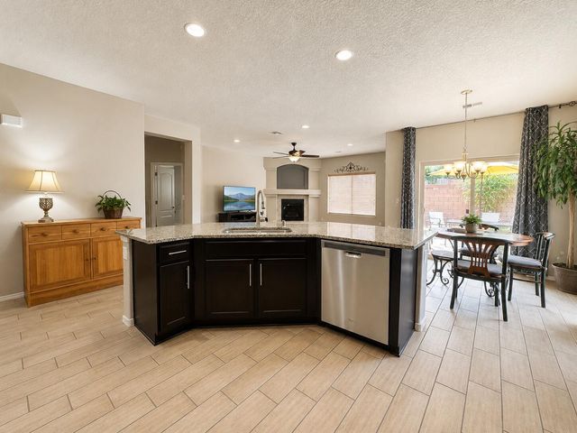 9535 Iron Rock Drive NW, Albuquerque, NM 87114