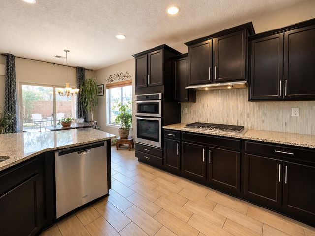 9535 Iron Rock Drive NW, Albuquerque, NM 87114