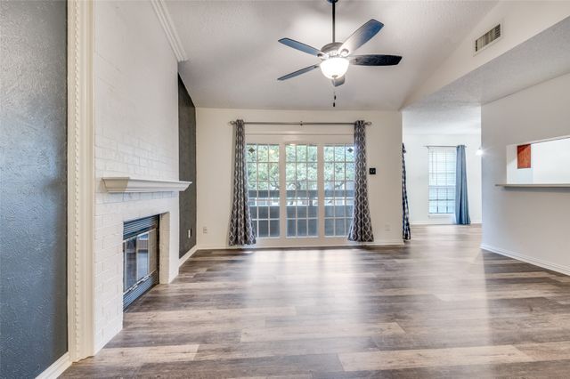 1207 Quail Valley Lane 234, Arlington, TX 76011