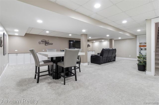 8197 Hidden Cove Court, Grand Blanc, MI 48439