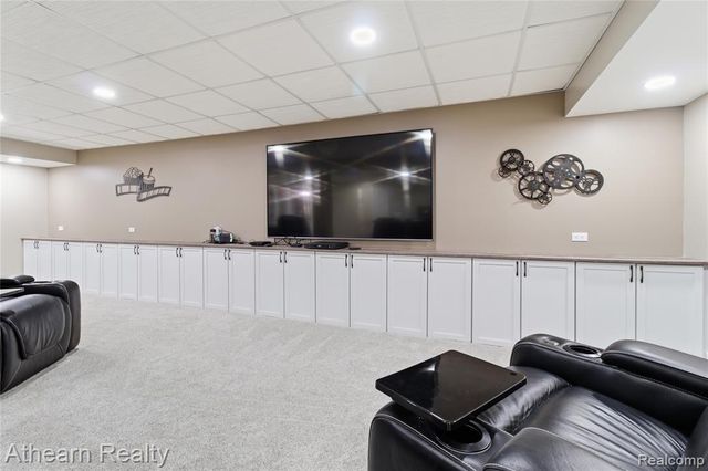 8197 Hidden Cove Court, Grand Blanc, MI 48439