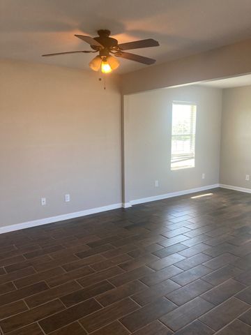 795 Dove Hill Lane, China Spring, TX 76633