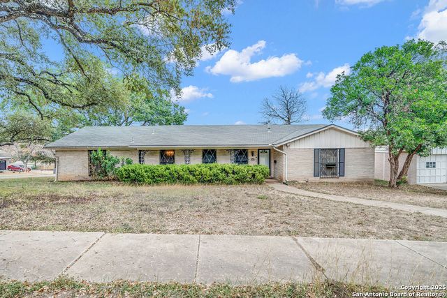3923 Longridge Drive, San Antonio, TX 78228