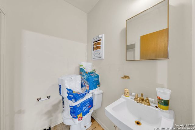 3923 Longridge Drive, San Antonio, TX 78228