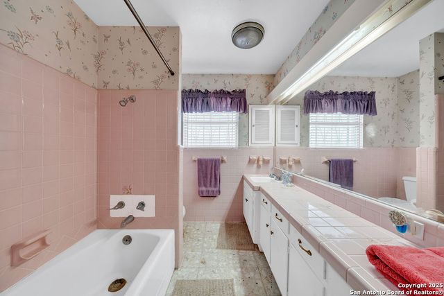 3923 Longridge Drive, San Antonio, TX 78228