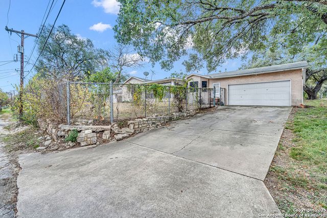 3923 Longridge Drive, San Antonio, TX 78228