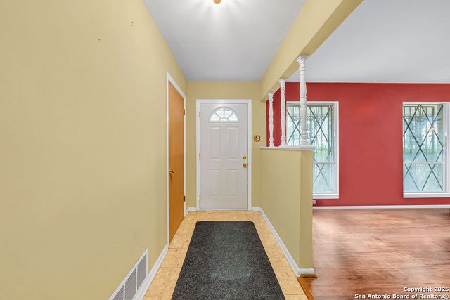 3923 Longridge Drive, San Antonio, TX 78228