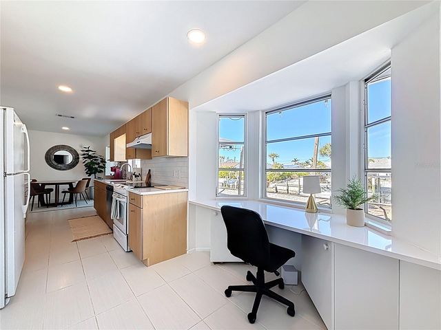 1046 LEE STREET, Englewood, FL 34224