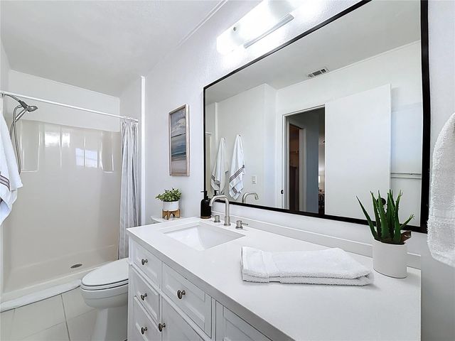 1046 LEE STREET, Englewood, FL 34224