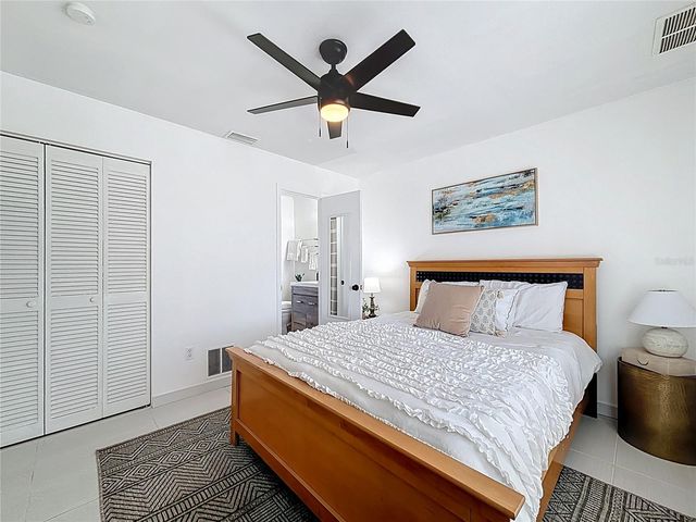 1046 LEE STREET, Englewood, FL 34224