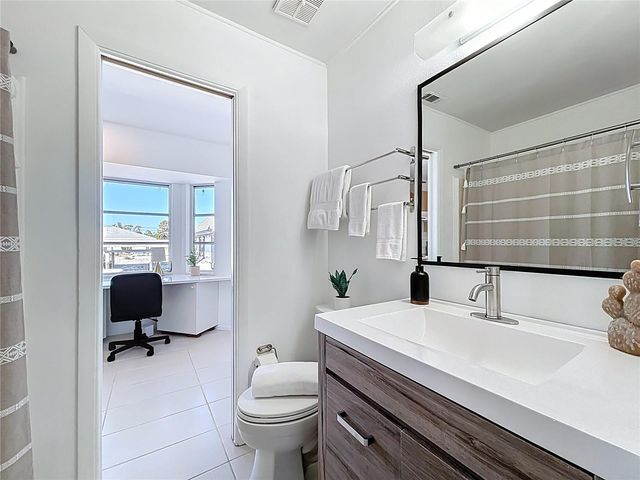 1046 LEE STREET, Englewood, FL 34224