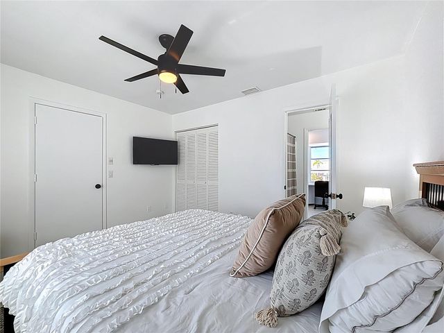 1046 LEE STREET, Englewood, FL 34224