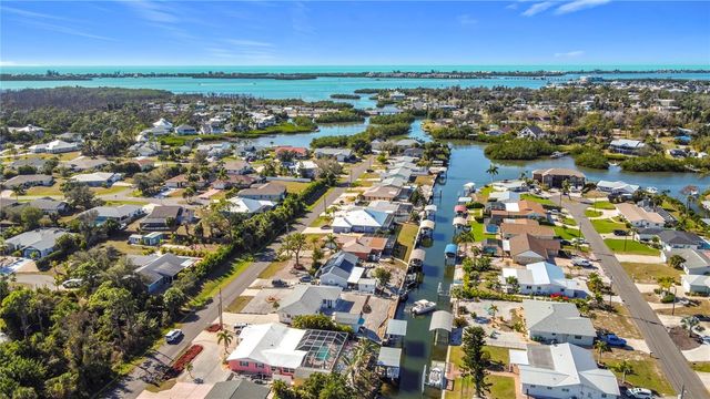 1046 LEE STREET, Englewood, FL 34224