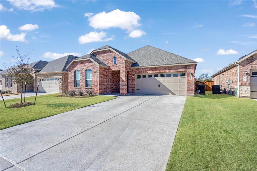 1413 Sandpebble Drive, Anna, TX 75409