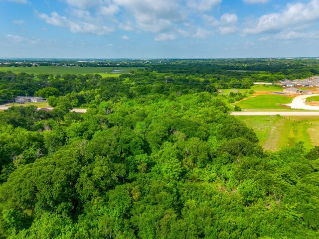 1193 S Brazos Avenue, Cleburne, TX 76031