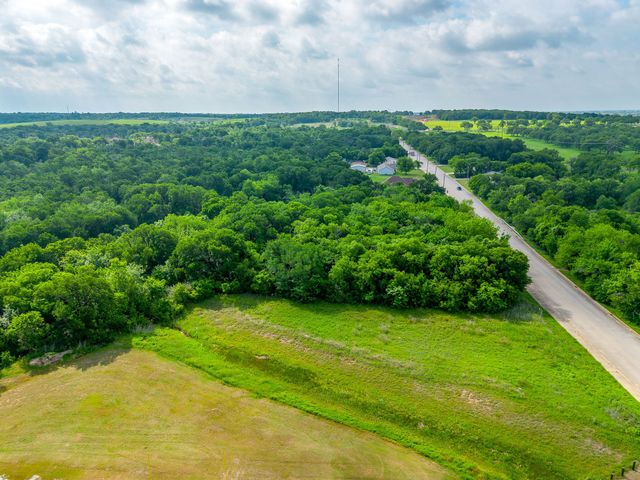 1193 S Brazos Avenue, Cleburne, TX 76031
