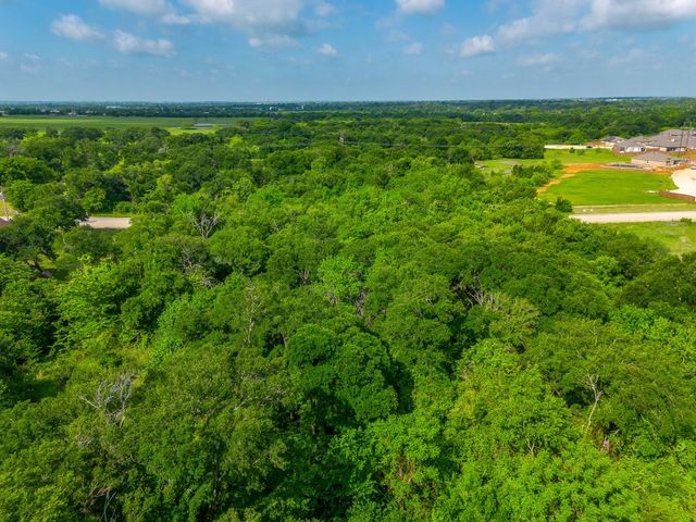 1193 S Brazos Avenue, Cleburne, TX 76031