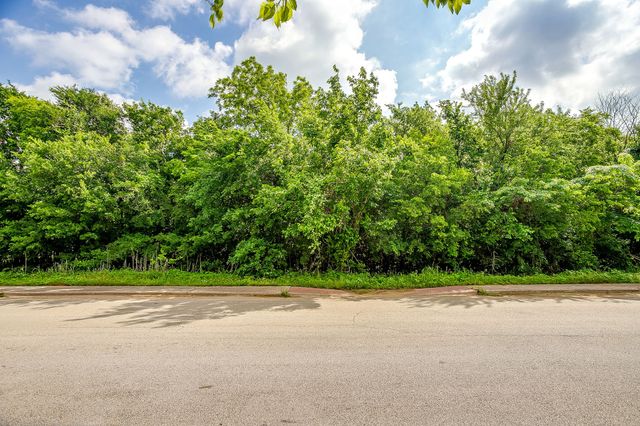 1193 S Brazos Avenue, Cleburne, TX 76031