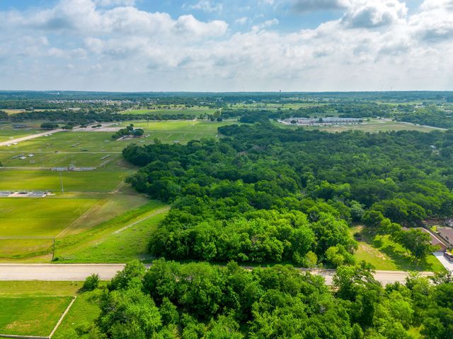 1193 S Brazos Avenue, Cleburne, TX 76031