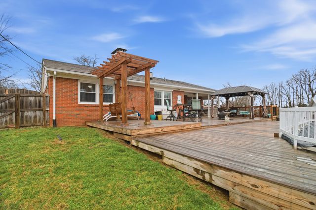 456 Blackfoot Trail, Frankfort, KY 40601