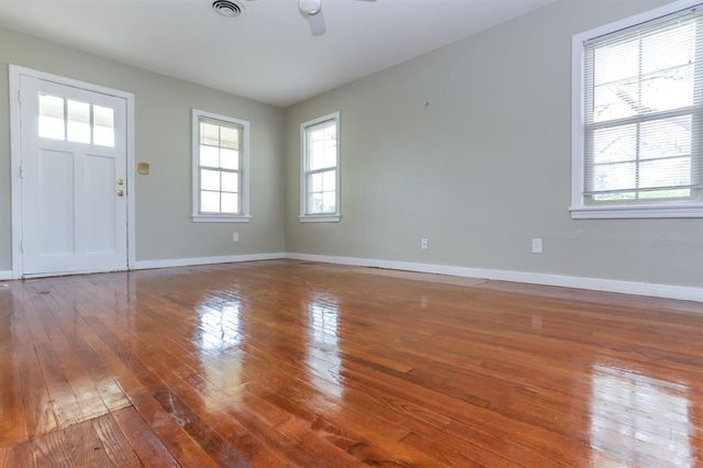 401 E 7th Street, Edmond, OK 73034