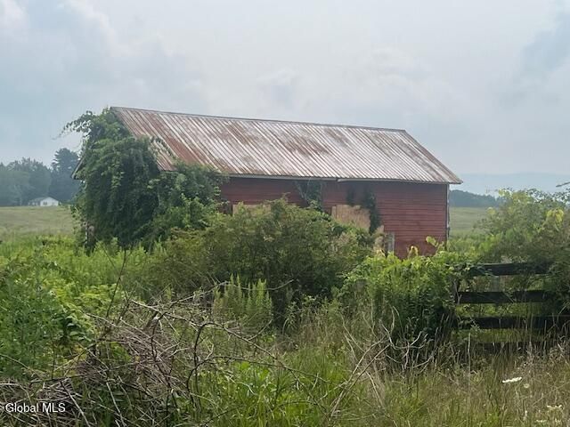 1820 Co Rte 7, Ancram, NY 12502