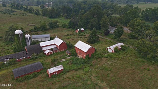 1820 Co Rte 7, Ancram, NY 12502