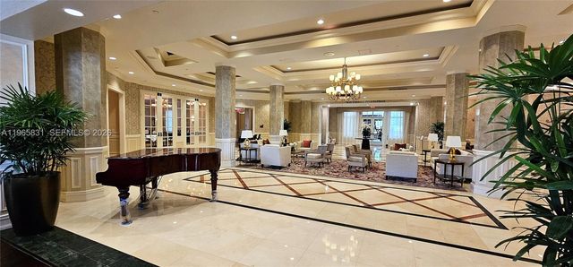 16102 Emerald Estates Dr 306, Weston, FL 33331