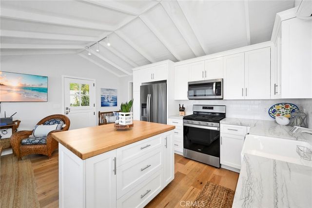 2937 Terry Rd, Laguna Beach, CA 92651