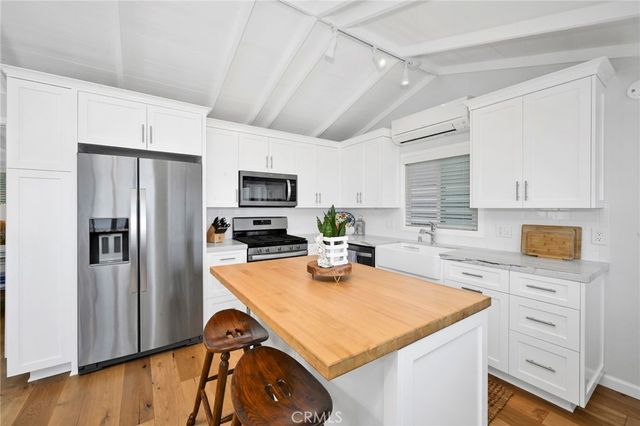 2937 Terry Rd, Laguna Beach, CA 92651
