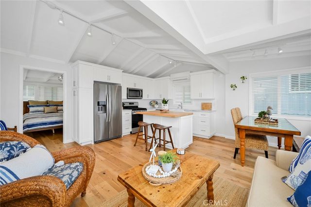 2937 Terry Rd, Laguna Beach, CA 92651