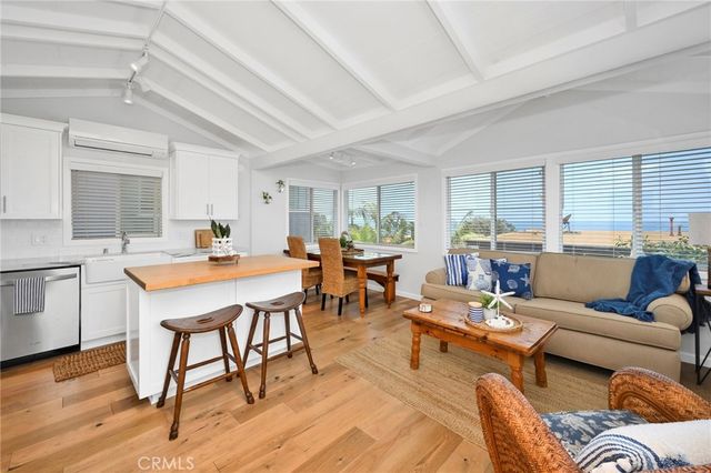 2937 Terry Rd, Laguna Beach, CA 92651