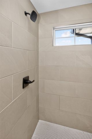 4672 180th Street, Urbandale, IA 50323