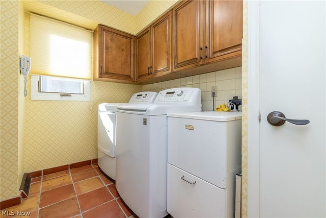 29249 Orangewood Drive, Orange, OH 44122