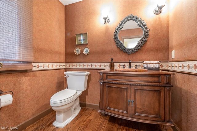 29249 Orangewood Drive, Orange, OH 44122