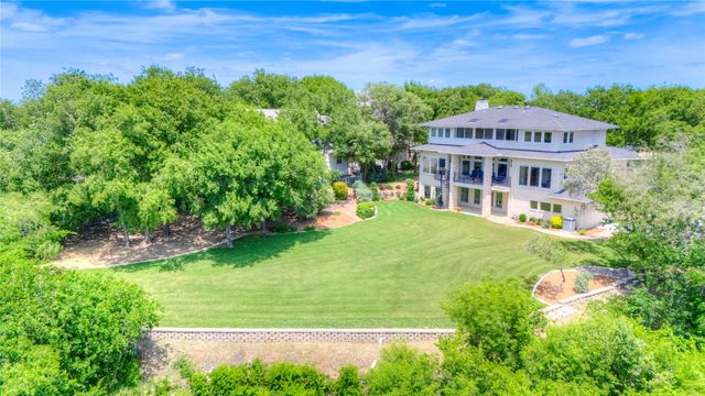 1132 Mallard Pointe Drive, Grand Prairie, TX 75104