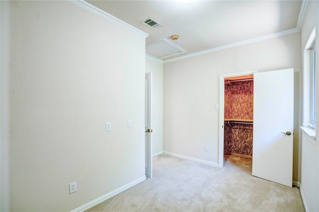 1132 Mallard Pointe Drive, Grand Prairie, TX 75104