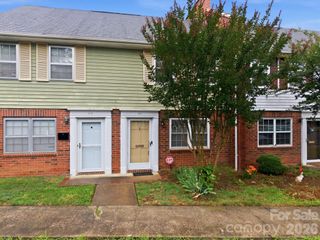 1300 Larchmont Place 411, Salisbury, NC 28144