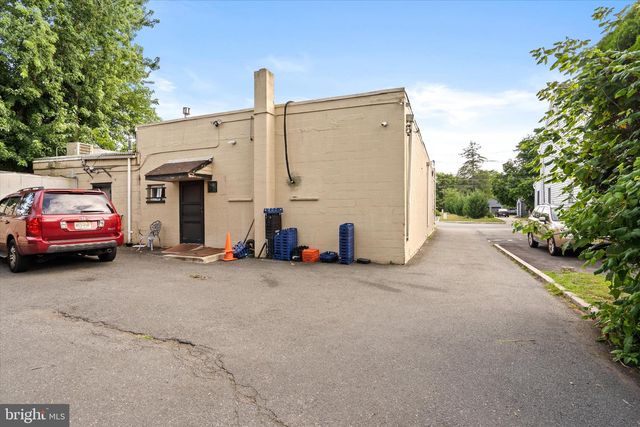610 BEAR TAVERN RD, Ewing, NJ 08628
