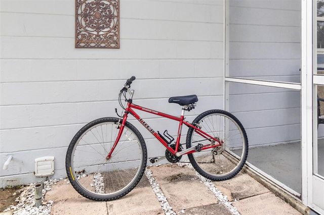 6190 36TH AVENUE N, St Petersburg, FL 33710