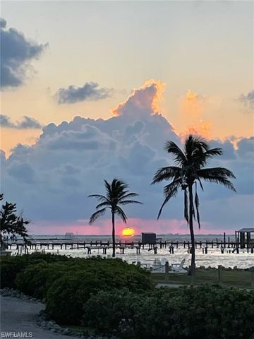 16671 Seagull Bay CT, Bokeelia, FL 33922