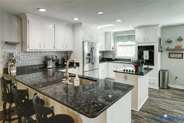 12234 Harris Town Ln, Rockville, VA 23146