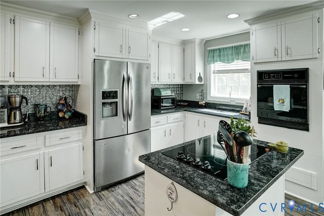 12234 Harris Town Ln, Rockville, VA 23146