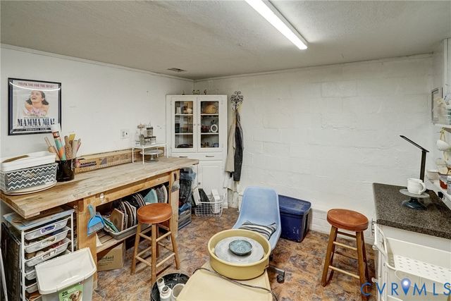 12234 Harris Town Ln, Rockville, VA 23146