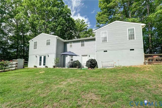 12234 Harris Town Ln, Rockville, VA 23146
