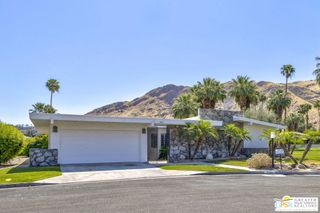 2450 Camino Vida, Palm Springs, CA 92264