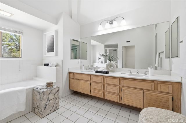 909 Muirfield, Newport Beach, CA 92660