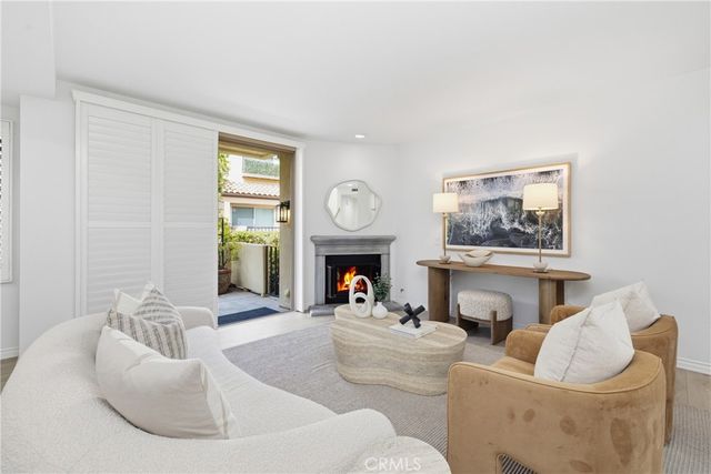 909 Muirfield, Newport Beach, CA 92660