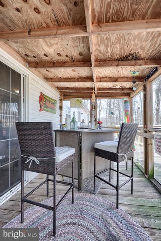 4790 CHAROLIS CT, Dover, PA 17315